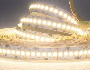 STRISCIA 5M IP20 3528 240LED/M 12V 19,2W/M 1650LM/M 4000K