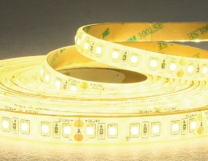 STRISCIA 5M IP65 2835 120LED/M 24V 12W/M 1600LM/M 3000k